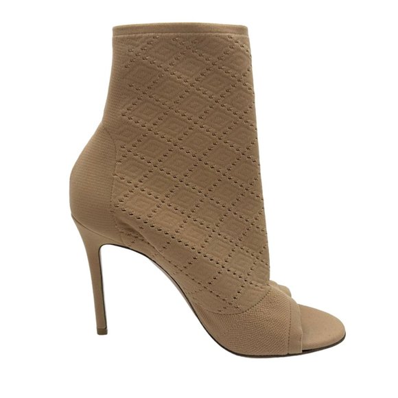 NWOB Gianvito Rossi Tan Quilted Knit Peep-Toe Heeled Booties - Picture 2 of 10